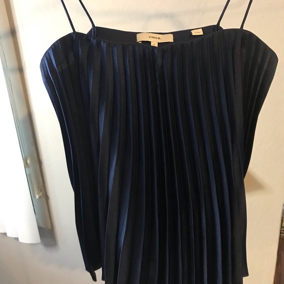 Vince pleated camisole_navy small - Picture 3 of 5